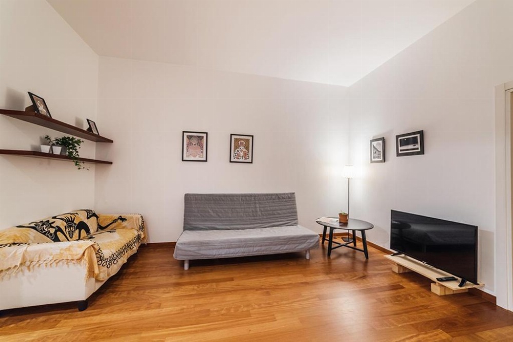 Manzoni House