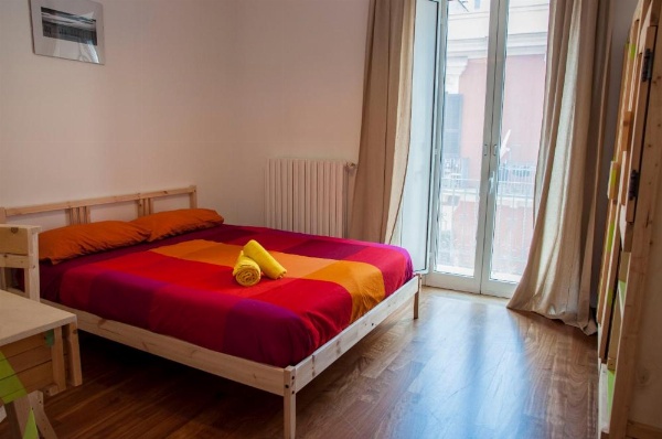 Manzoni House image 17